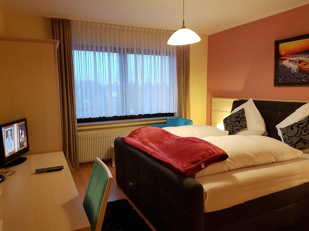 Legend Hotel Biebesheim am Rhein Kültér fotó