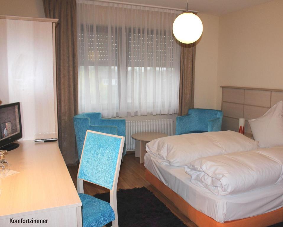 Legend Hotel Biebesheim am Rhein Szoba fotó